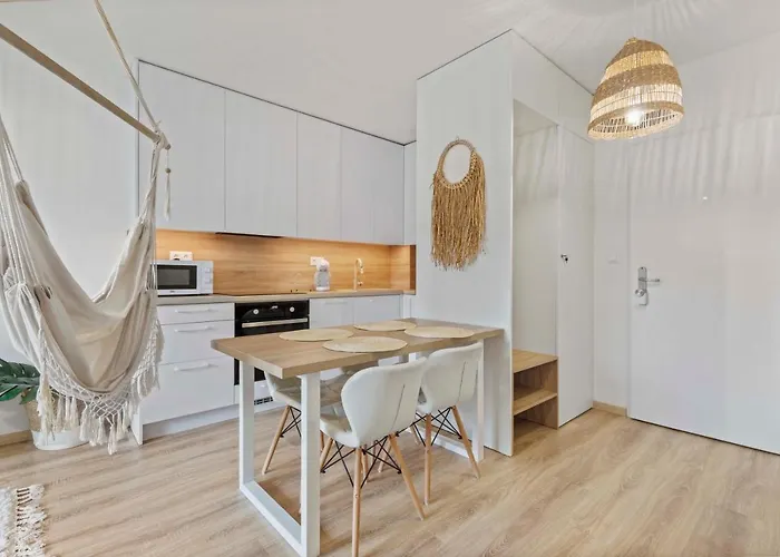 Lam Boho - Ac - Balcony Apartment *